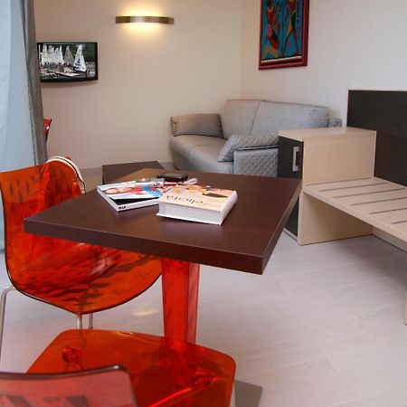 Hotel Garni Corallo Torbole Sul Garda Extérieur photo
